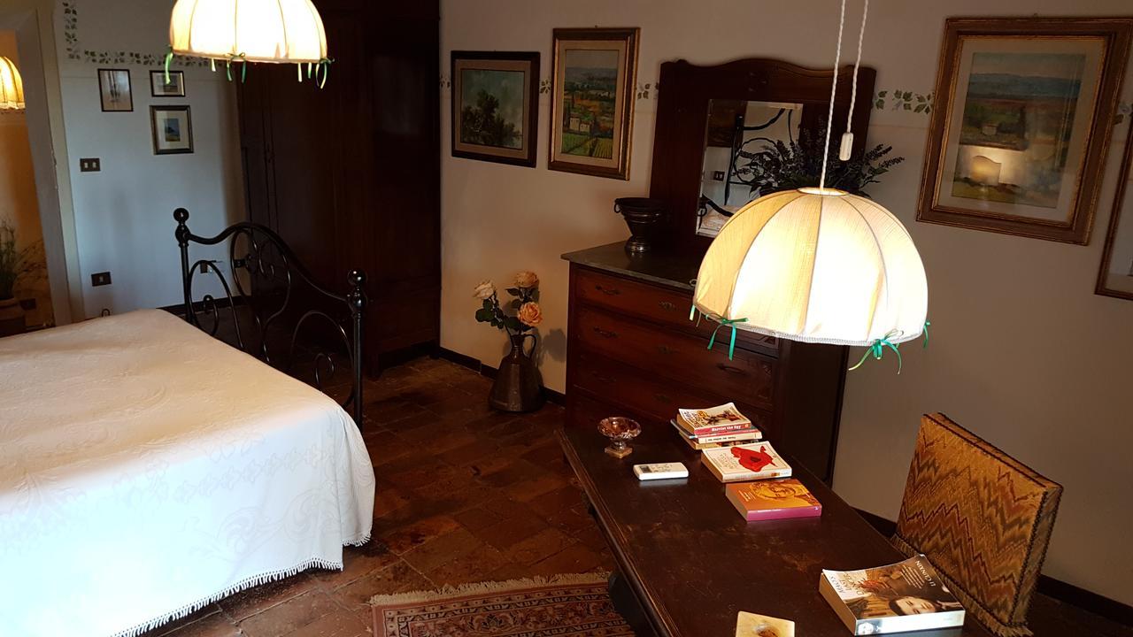 La Romita Ospitalita Rurale Familiare Villa Montisi Exterior foto